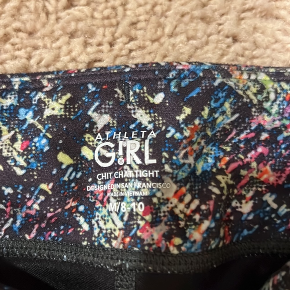 2 pair Athleta girl chit chat capri. Size Medium 8-10, excellent condition - Picture 4 of 5